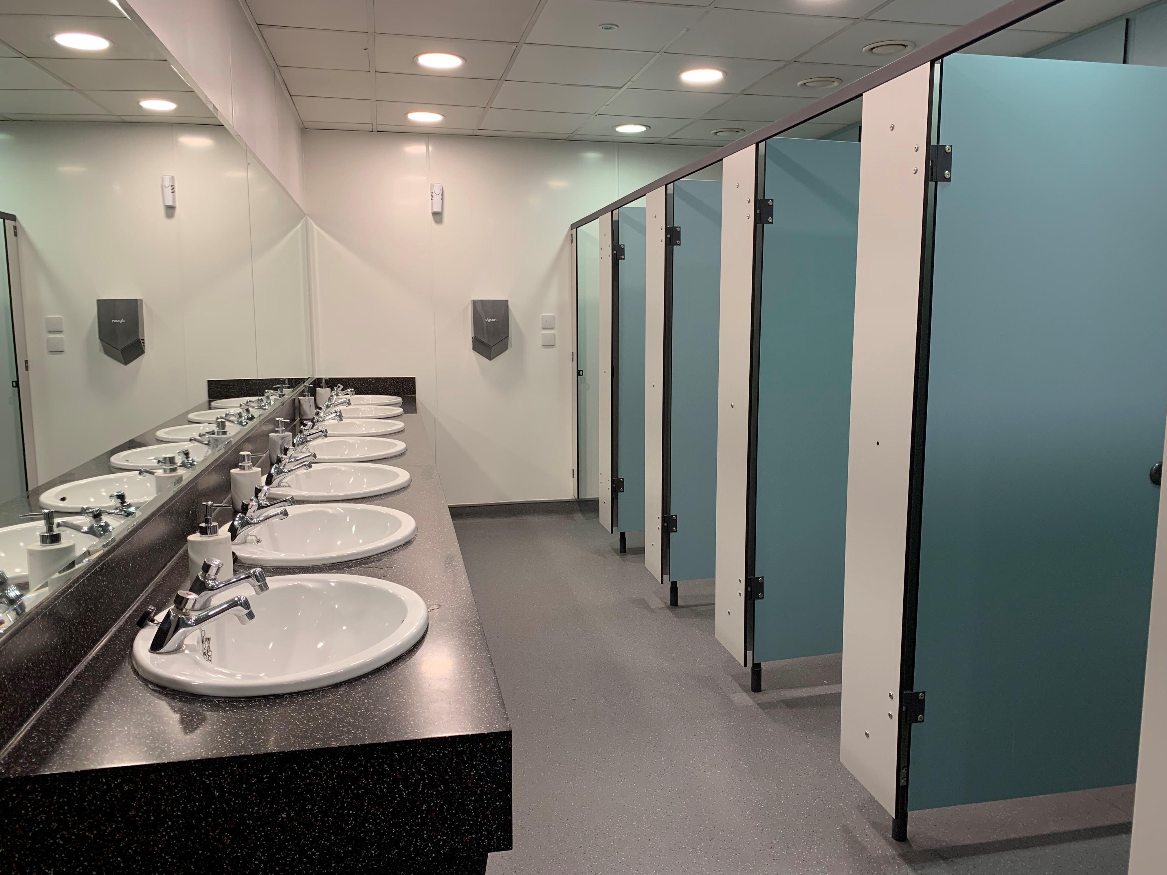 Kinlay Hostel Eyre Square Голвей Екстер'єр фото