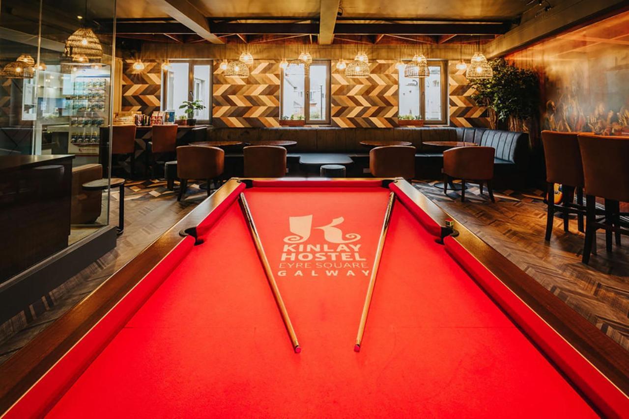 Kinlay Hostel Eyre Square Голвей Екстер'єр фото