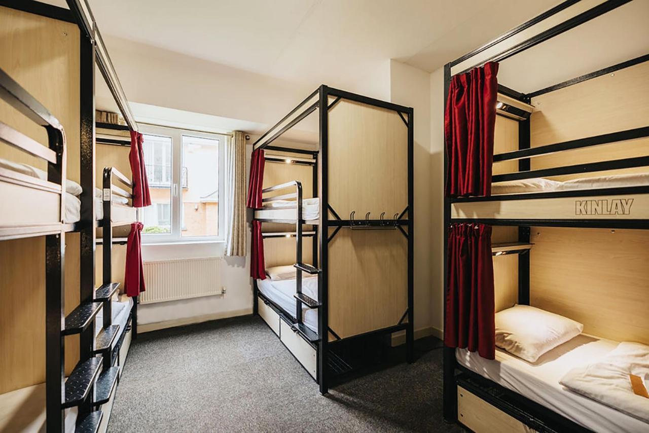 Kinlay Hostel Eyre Square Голвей Екстер'єр фото