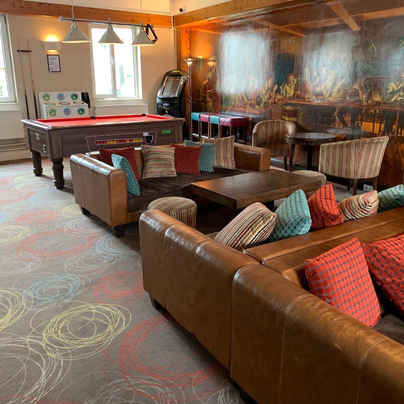Kinlay Hostel Eyre Square Голвей Екстер'єр фото
